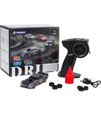 Nuotoliniu būdu valdomas driftinis automobilis 1:43 su priedais, žalias