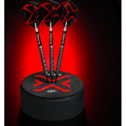Winmau Blade X Prism Delta Metallic Black  Red