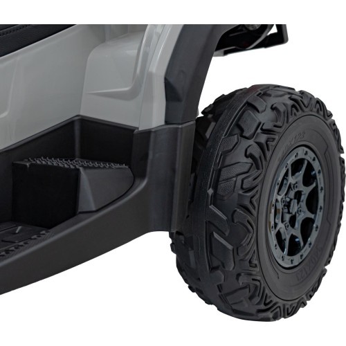 Keturratis Can Am Outlander ATV, pilkas