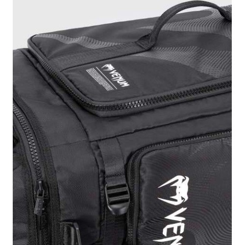 Venum Shockwave Convertible Sports Bag (48L) - Black