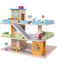 Wooden garage track with elevator + cars parking lot